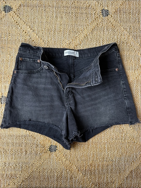 Abercrombie & Fitch Pants - Abercrombie & Fitch Black Washed Denim Cutoff Shorts
